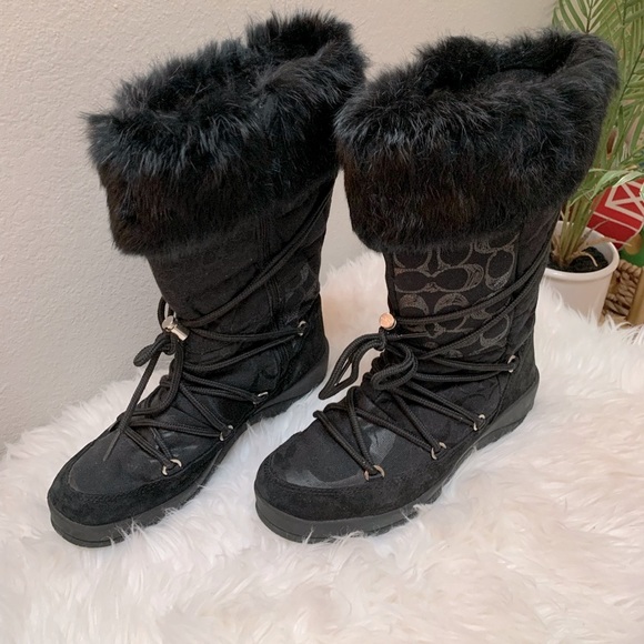 *Vintage* Coach Womens Black Winter Snow Boots with Patchwork Print, Fur, Suede - Picture 5 of 13
